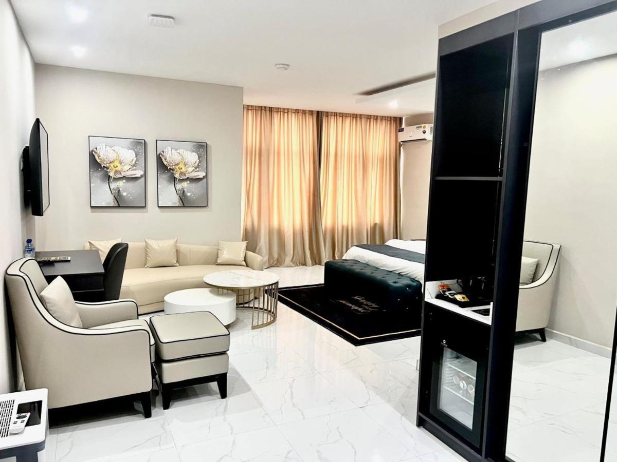 Lifestyle Luxury Hotel And Residence Elwa 外观 照片