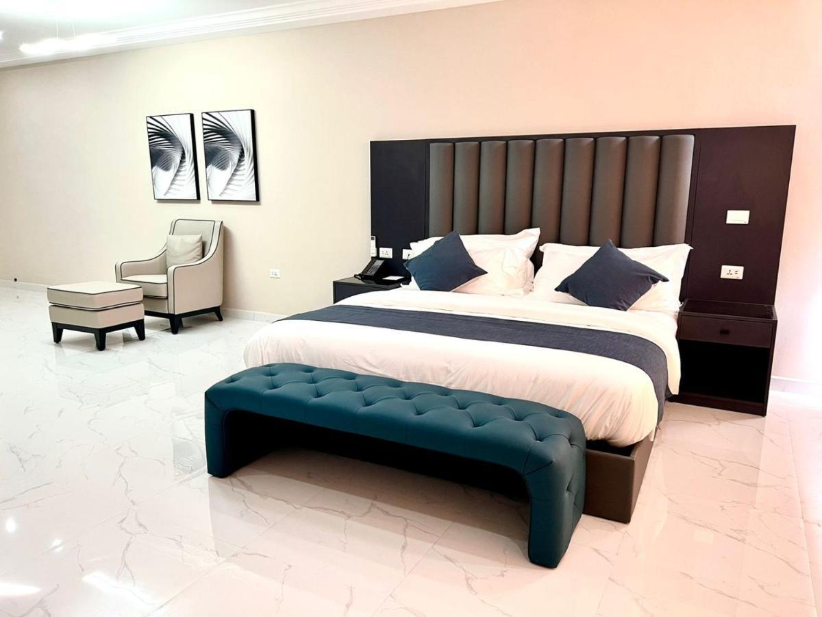 Lifestyle Luxury Hotel And Residence Elwa 外观 照片