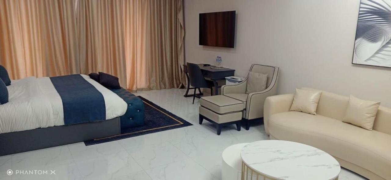 Lifestyle Luxury Hotel And Residence Elwa 外观 照片