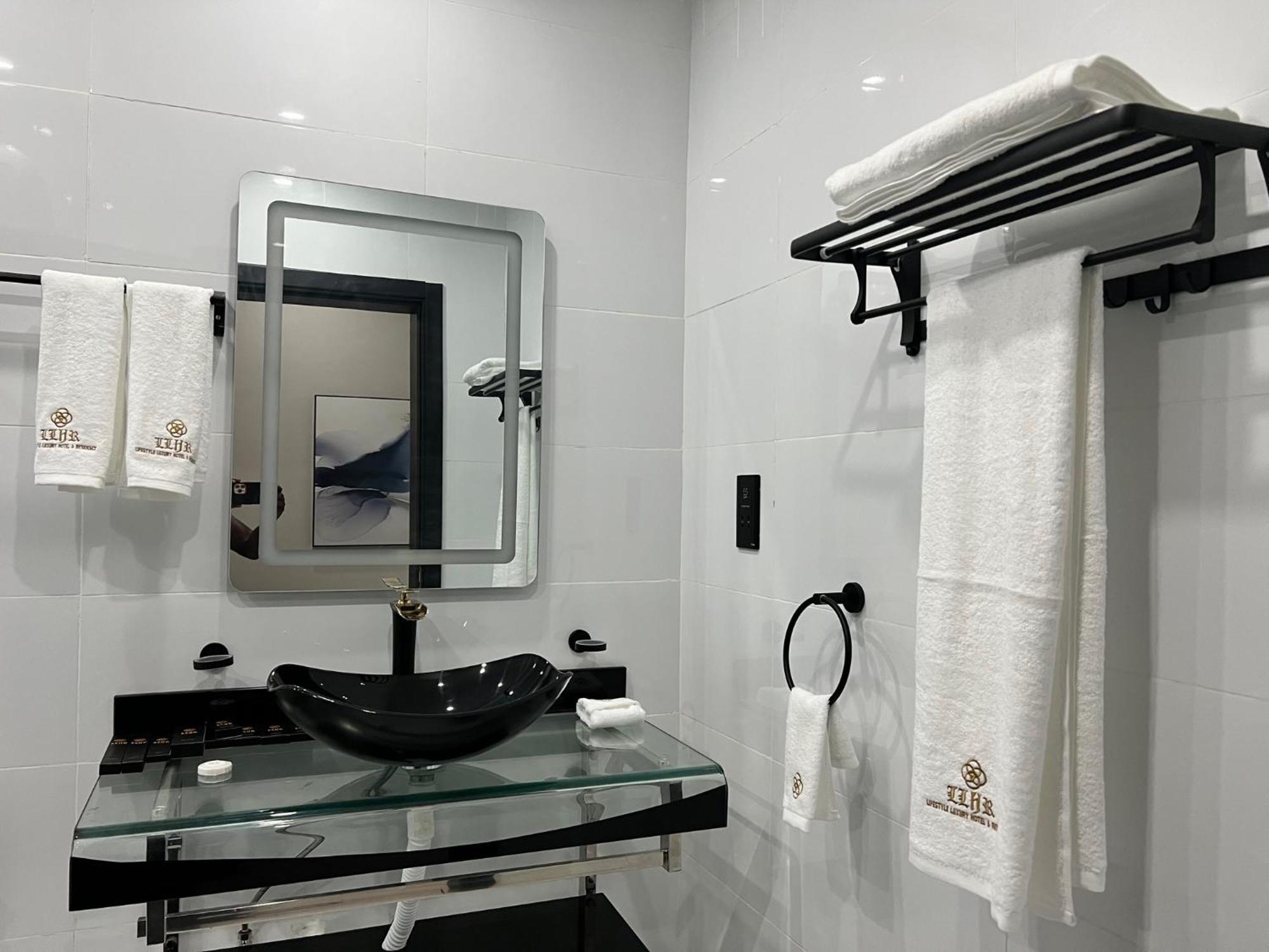 Lifestyle Luxury Hotel And Residence Elwa 外观 照片